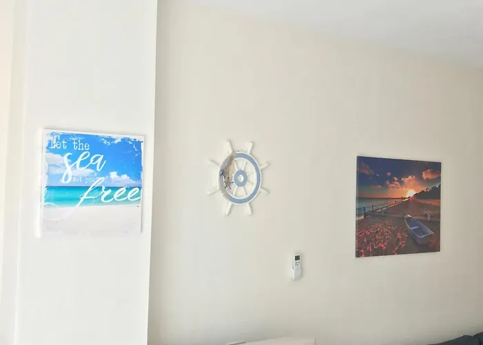 Eva's Apartment Golem (Tirana)