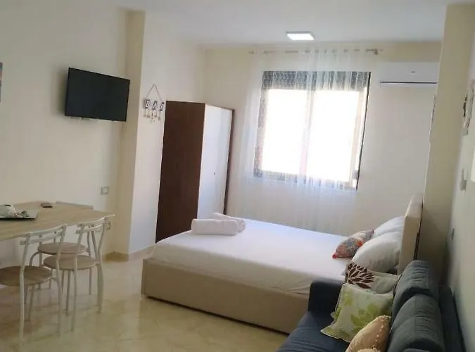 Eva's Golem (Tirana)