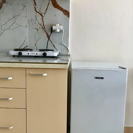Eva's Apartamento Golem (Tirana)